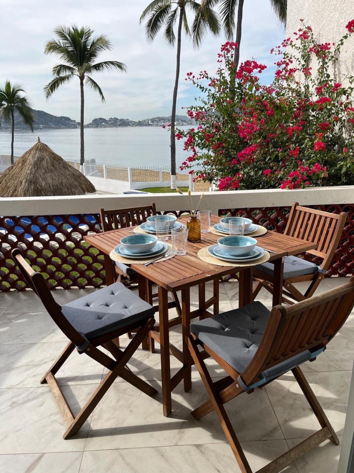 Spacious Apartment In Manzanillo Right On The Beach Buitenkant foto